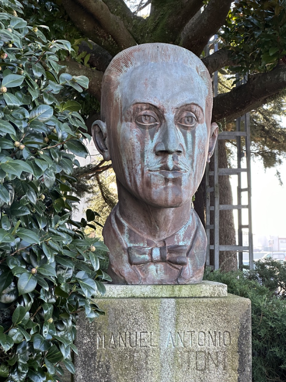 Busto de Manuel Antonio